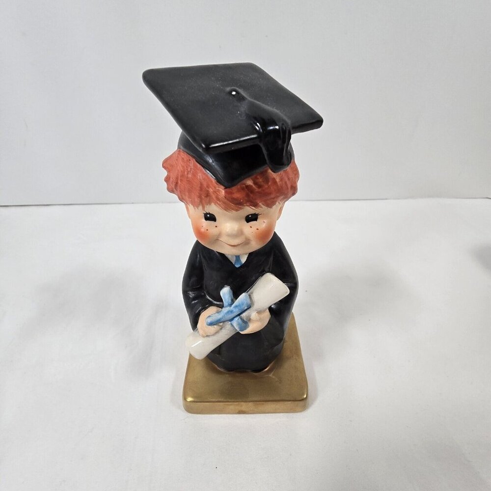 Goebel Redhead Charlot - BYJ 69 "Bachelor Degree" Graduation 1970 Vintage Hummel